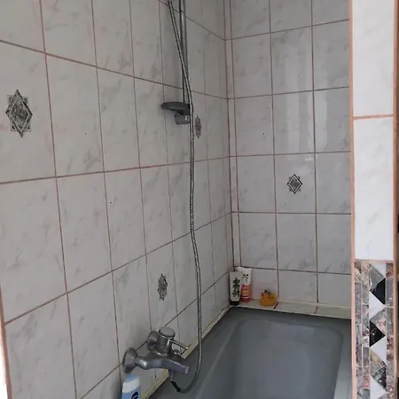 Chambre Av. Laurenti Menton * Menton